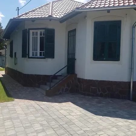 Traumlage Direkt Am Balatonszárszó